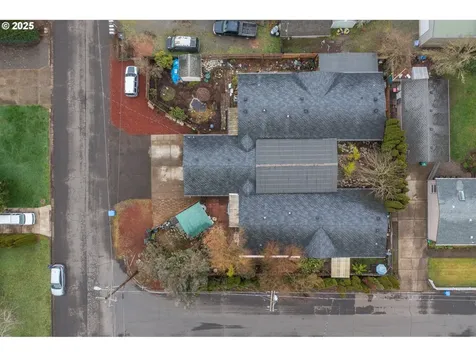 3010 3020 Stark Street Eugene OR 97404