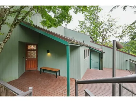 910 SW Canning Street Portland OR 97201