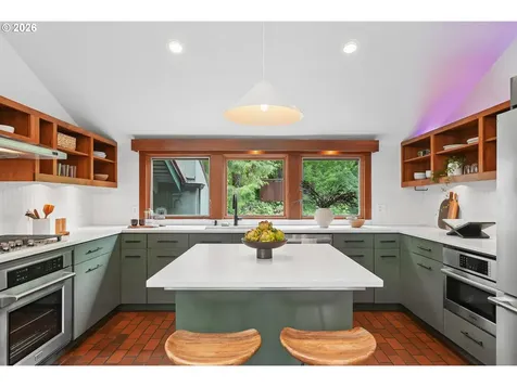 910 SW Canning Street Portland OR 97201
