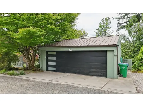 910 SW Canning Street Portland OR 97201