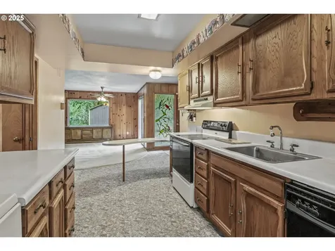 2938 Glenwood Drive Longview WA 98632