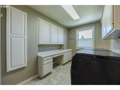 410 Spyglass Drive Eugene OR 97401