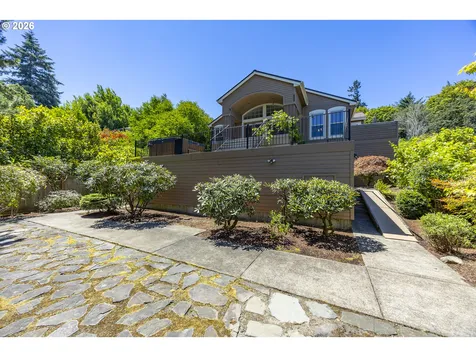410 Spyglass Drive Eugene OR 97401