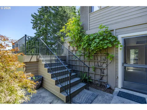 410 Spyglass Drive Eugene OR 97401