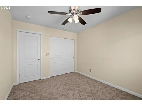5626 NE Vino Court Hillsboro OR 97124