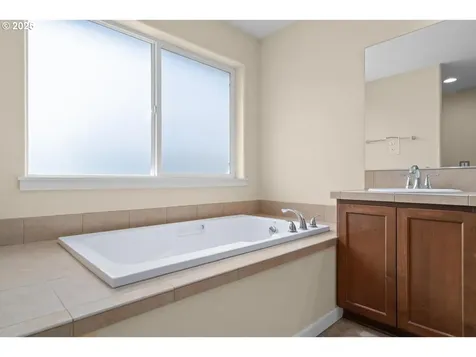 5626 NE Vino Court Hillsboro OR 97124