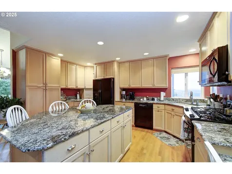 265 Horizon Drive Kalama WA 98625