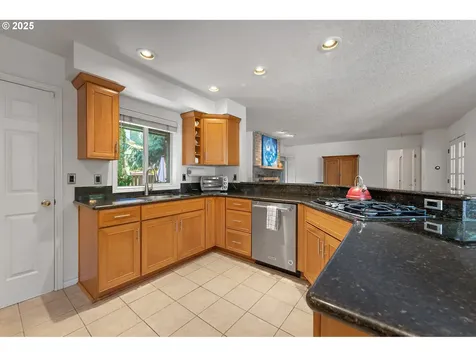 15540 Partridge Drive Lake Oswego OR 97035