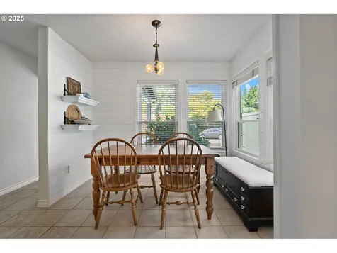 15540 Partridge Drive Lake Oswego OR 97035