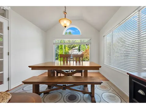 15540 Partridge Drive Lake Oswego OR 97035
