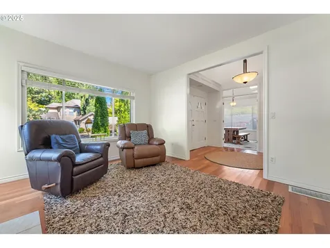 15540 Partridge Drive Lake Oswego OR 97035