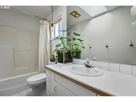 15540 Partridge Drive Lake Oswego OR 97035