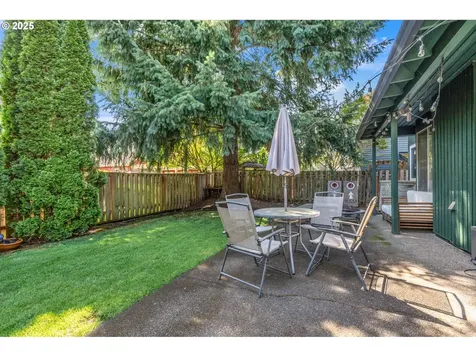 15540 Partridge Drive Lake Oswego OR 97035