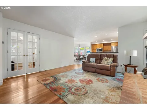 15540 Partridge Drive Lake Oswego OR 97035