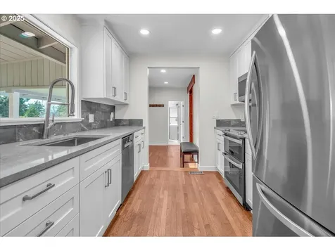 19448 SW Scholls Ferry Road Beaverton OR 97007
