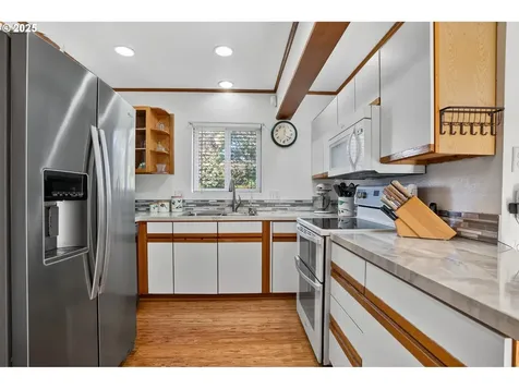 206 SE 220th Avenue Gresham OR 97030