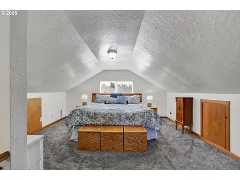 206 SE 220th Avenue Gresham OR 97030