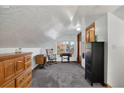 206 SE 220th Avenue Gresham OR 97030