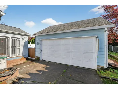 206 SE 220th Avenue Gresham OR 97030