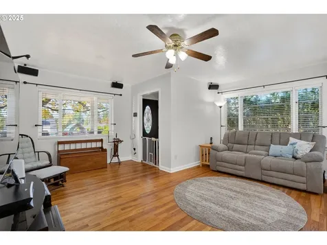 206 SE 220th Avenue Gresham OR 97030
