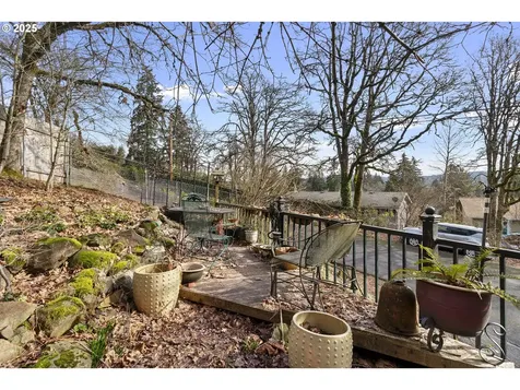 17585 Kirkwood Street Gladstone OR 97027