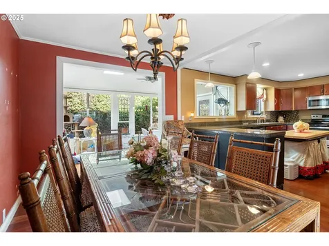 17585 Kirkwood Street Gladstone OR 97027