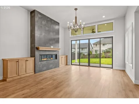 760 N V Street Washougal WA 98671