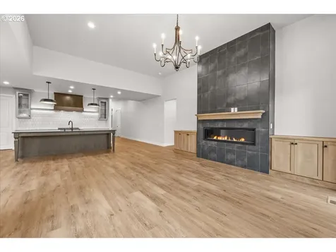 760 N V Street Washougal WA 98671