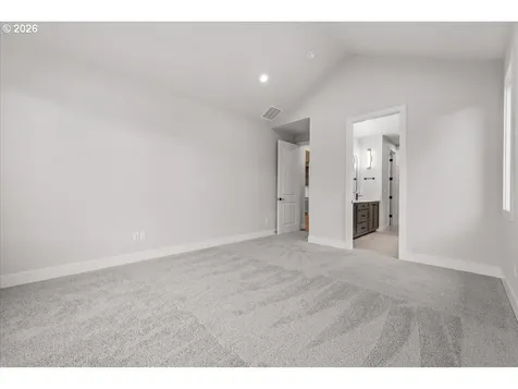 760 N V Street Washougal WA 98671