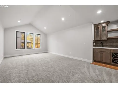 760 N V Street Washougal WA 98671
