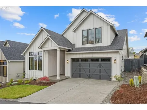 760 N V Street Washougal WA 98671