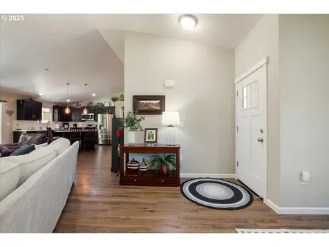201 Ironwood Court Lyons OR 97358