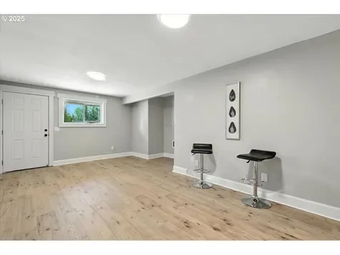 1342 Quinalt Street Springfield OR 97477