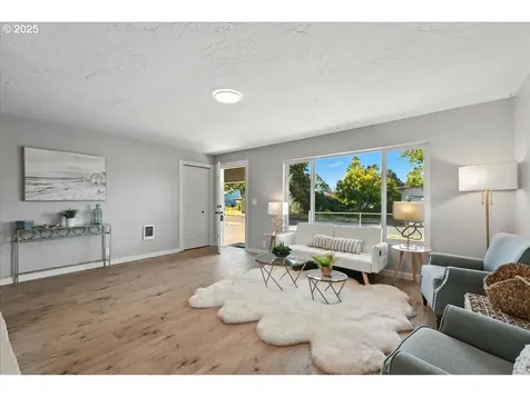 1342 Quinalt Street Springfield OR 97477