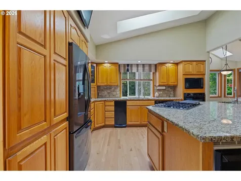 10902 S Huntington Drive Oregon City OR 97045
