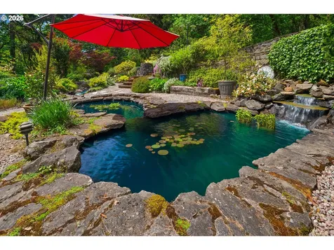 10902 S Huntington Drive Oregon City OR 97045