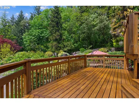 10902 S Huntington Drive Oregon City OR 97045