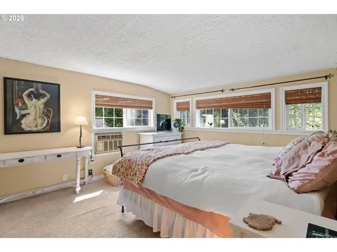 7939 SW 11th Avenue Portland OR 97219