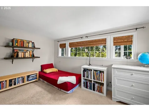 7939 SW 11th Avenue Portland OR 97219