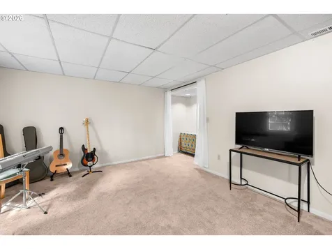 7939 SW 11th Avenue Portland OR 97219