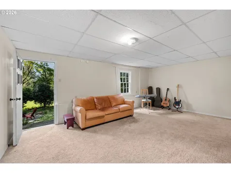 7939 SW 11th Avenue Portland OR 97219