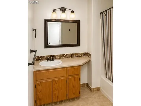 2124 NE 77th Avenue Vancouver WA 98664