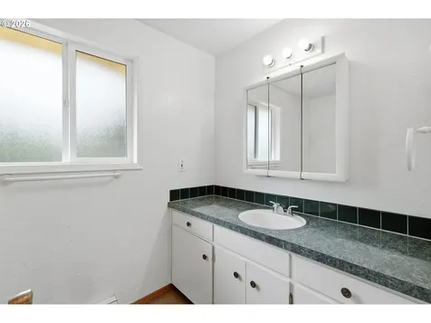 2158 N Danebo Avenue Eugene OR 97402