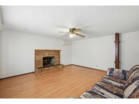2158 N Danebo Avenue Eugene OR 97402