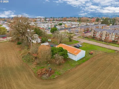 3312 E Fernwood Road Newberg OR 97132