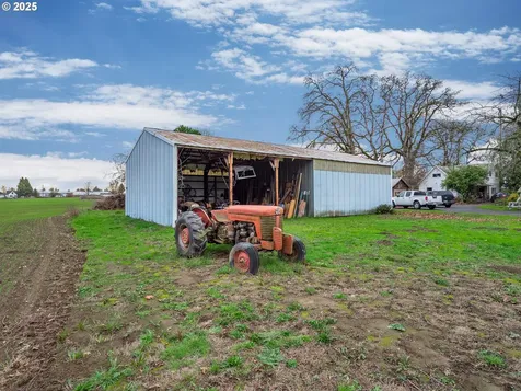 3312 E Fernwood Road Newberg OR 97132