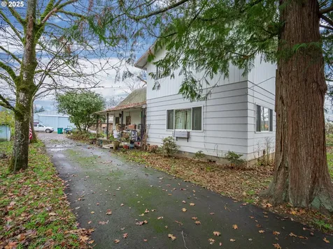 3312 E Fernwood Road Newberg OR 97132