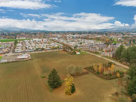 3312 E Fernwood Road Newberg OR 97132