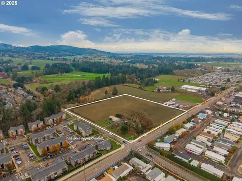 3312 E Fernwood Road Newberg OR 97132