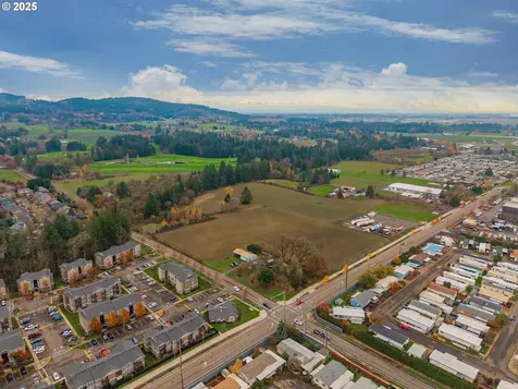 3312 E Fernwood Road Newberg OR 97132